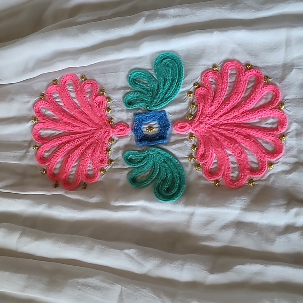 Lilly Pulitzer Nemi Embroidered Tunic Off Shoulder Coverup - Picture 6 of 12